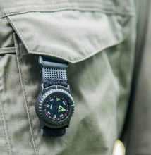 Load image into Gallery viewer, Wrist Compass T25